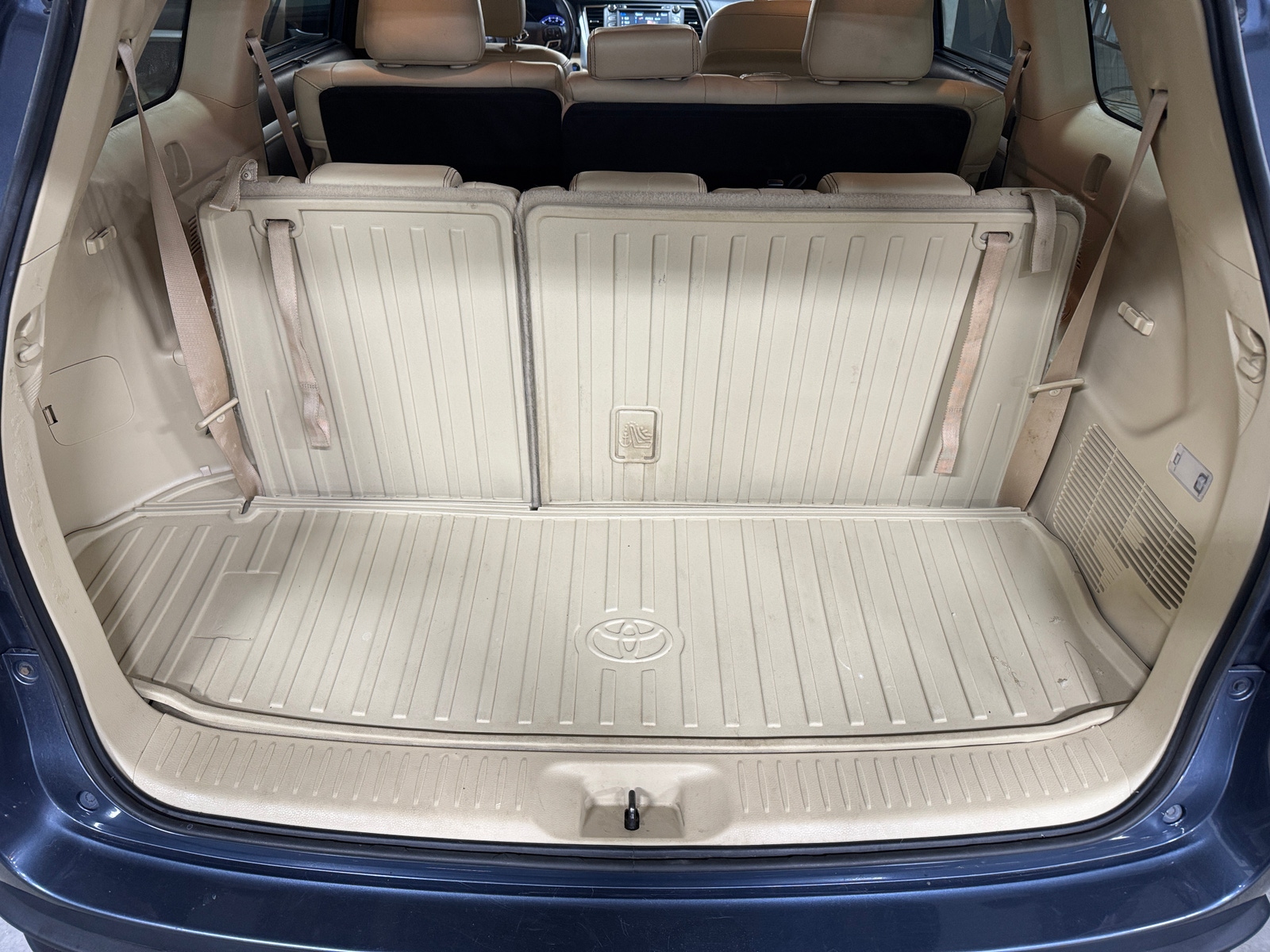 Thumbnail: 2018 Toyota Highlander - 6