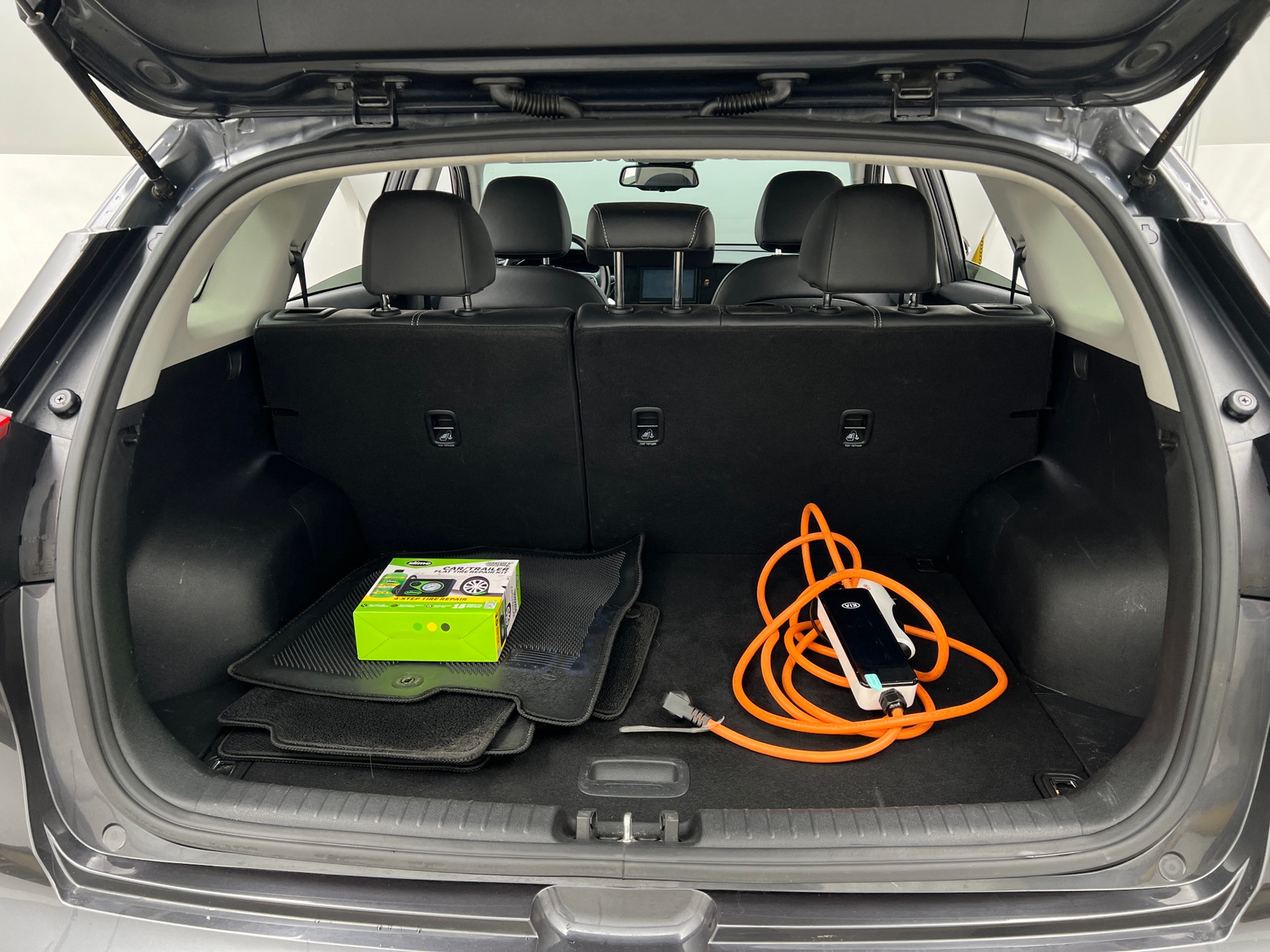 Thumbnail: 2020 Kia Niro - 7