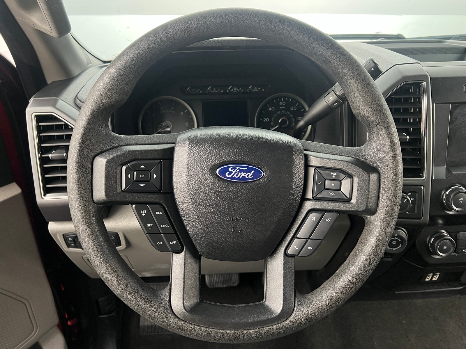 Thumbnail: 2020 Ford Econoline - 5