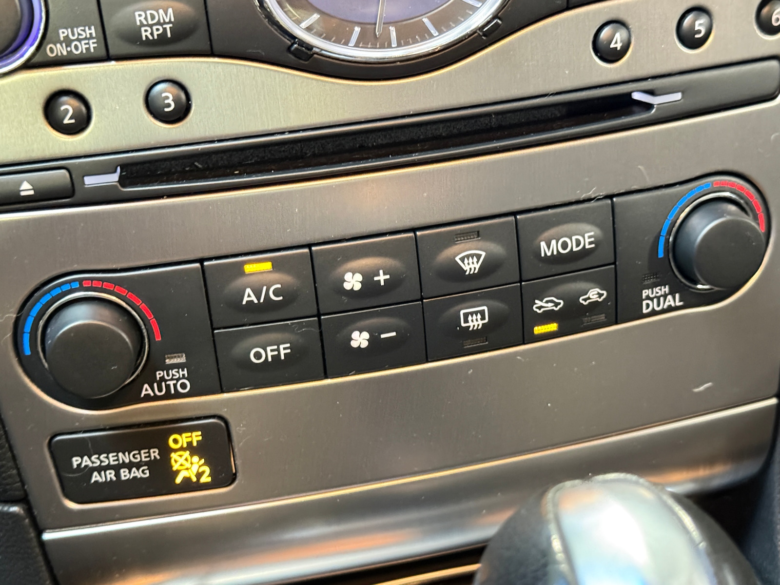 Thumbnail: 2013 INFINITI G37 - 3