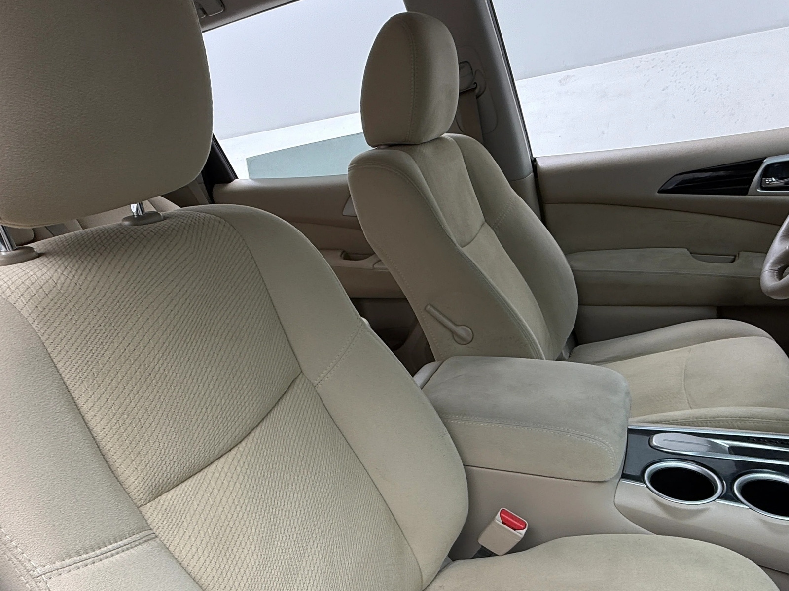 Thumbnail: 2014 Nissan Pathfinder - 2