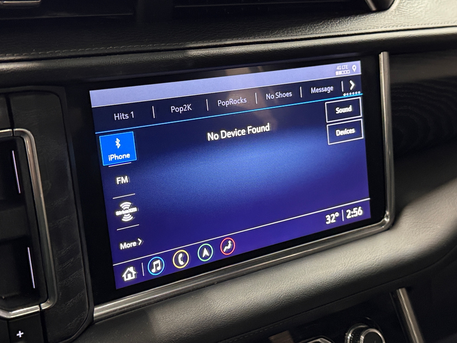 Thumbnail: 2021 GMC Yukon XL - 3