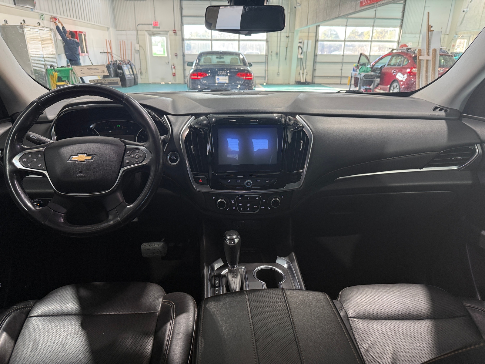 Thumbnail: 2018 Chevrolet Traverse - 2