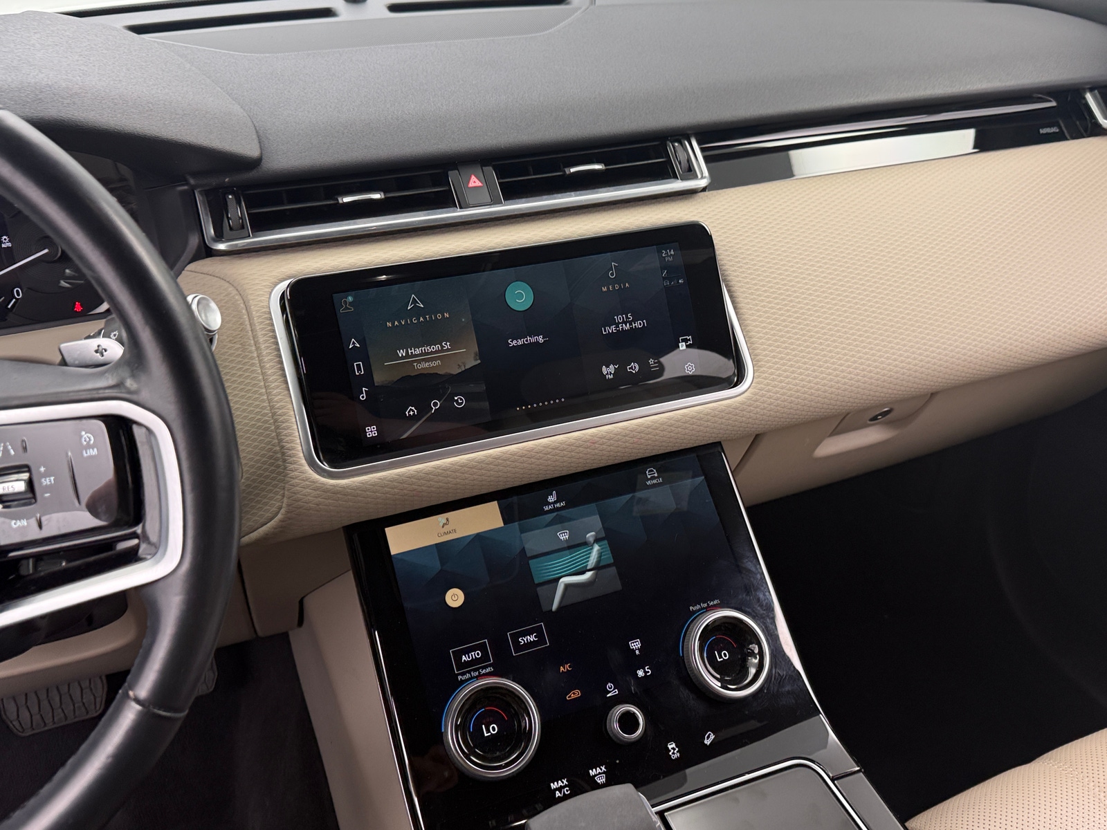 Thumbnail: 2021 Land Rover Range Rover Velar - 3