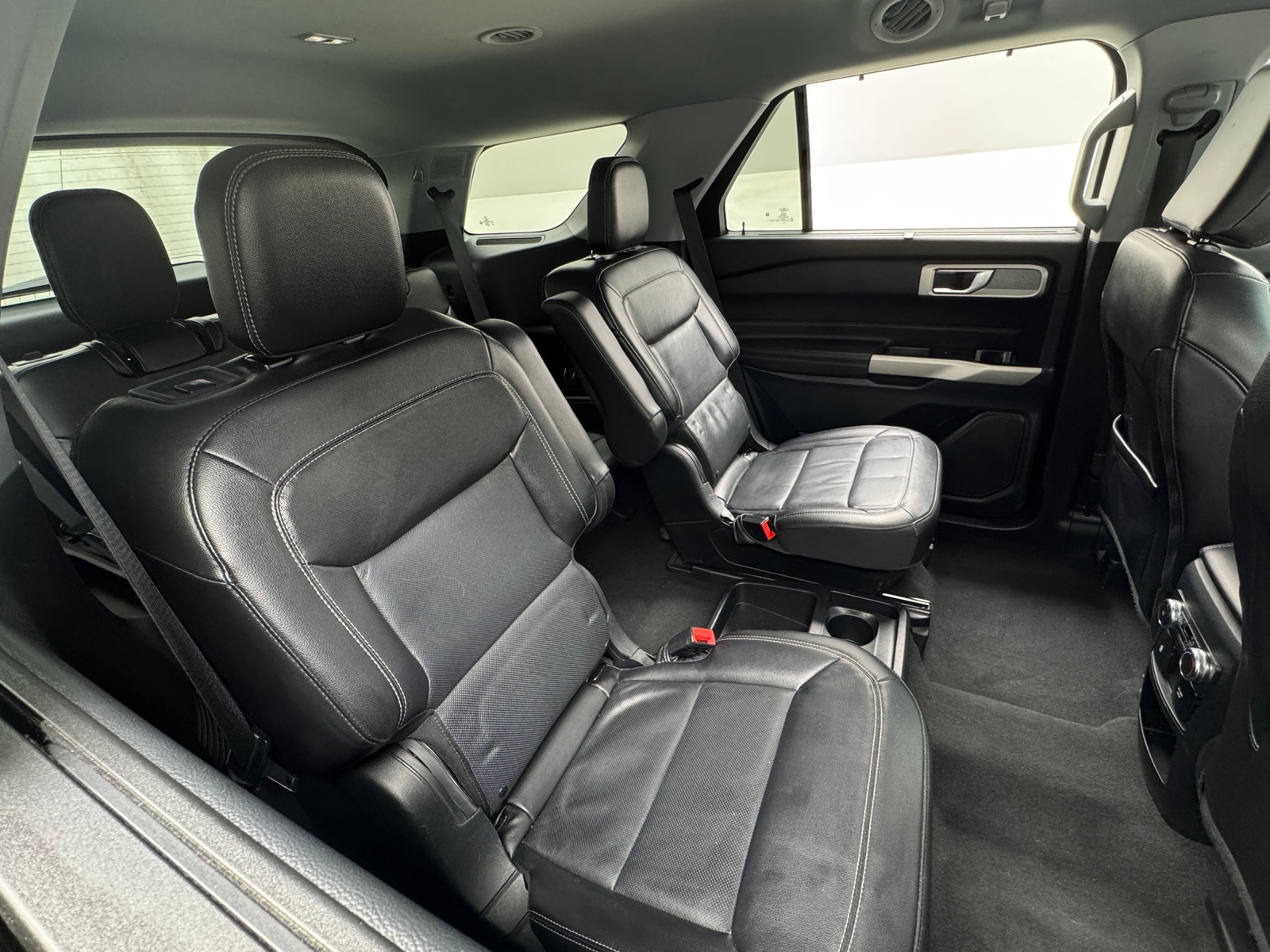 Thumbnail: 2021 Ford Explorer - 5