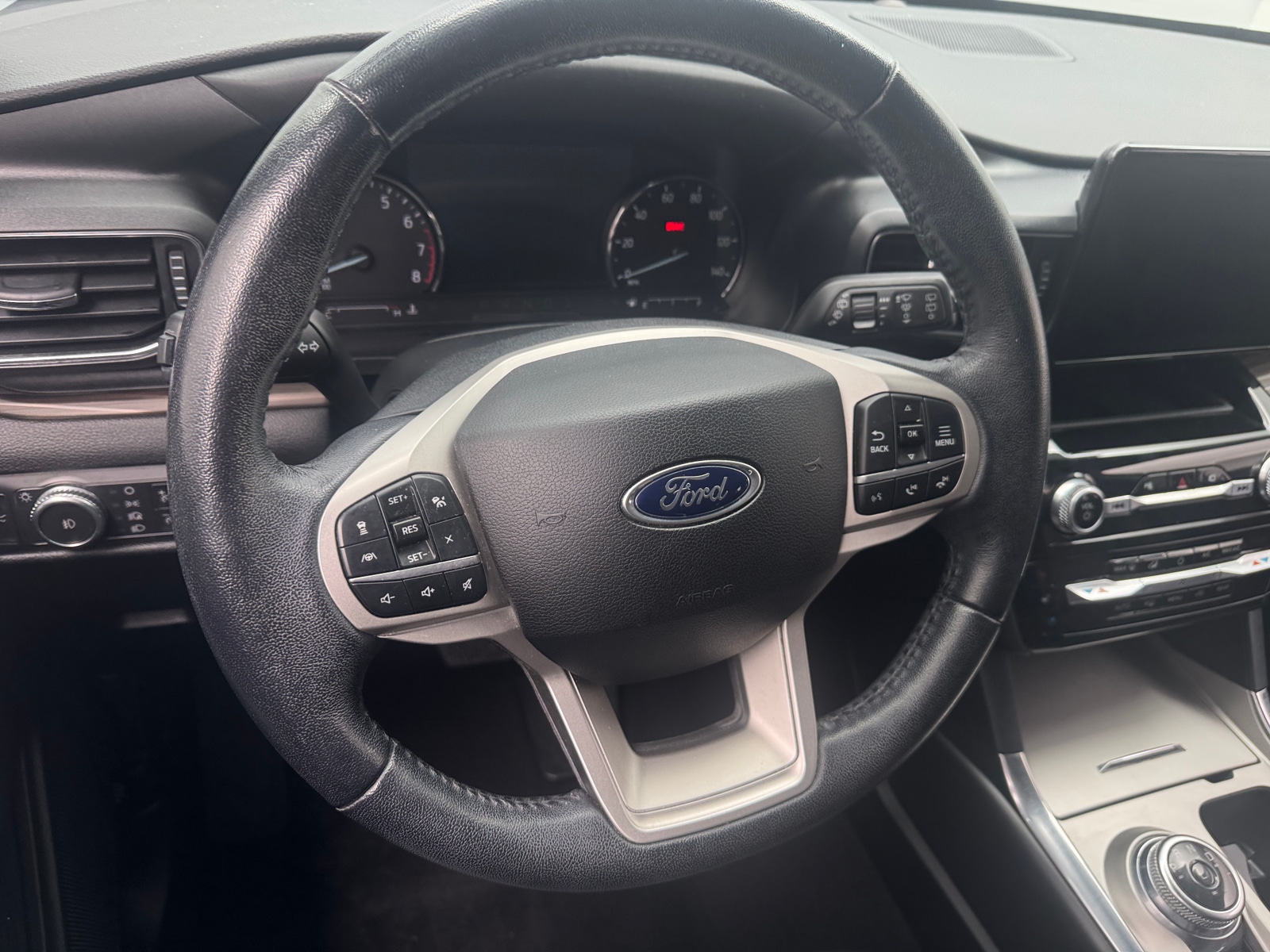 Thumbnail: 2021 Ford Explorer - 4