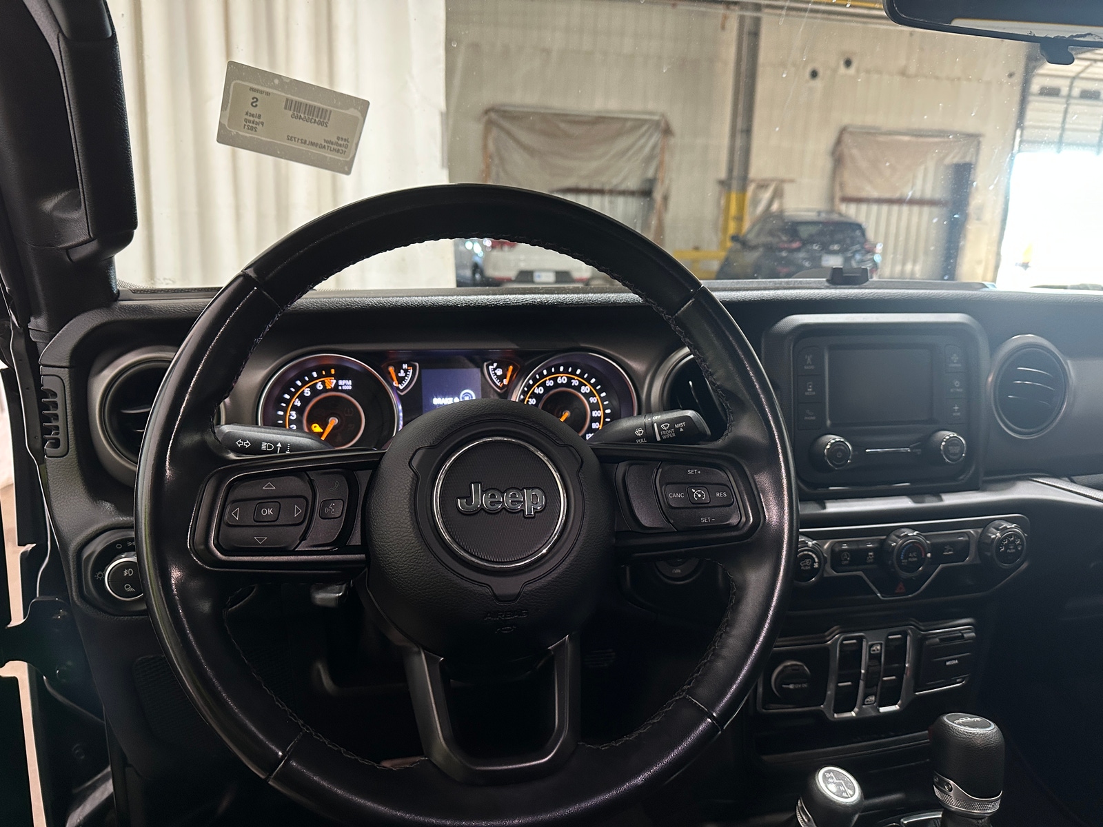 Thumbnail: 2021 Jeep Gladiator - 5