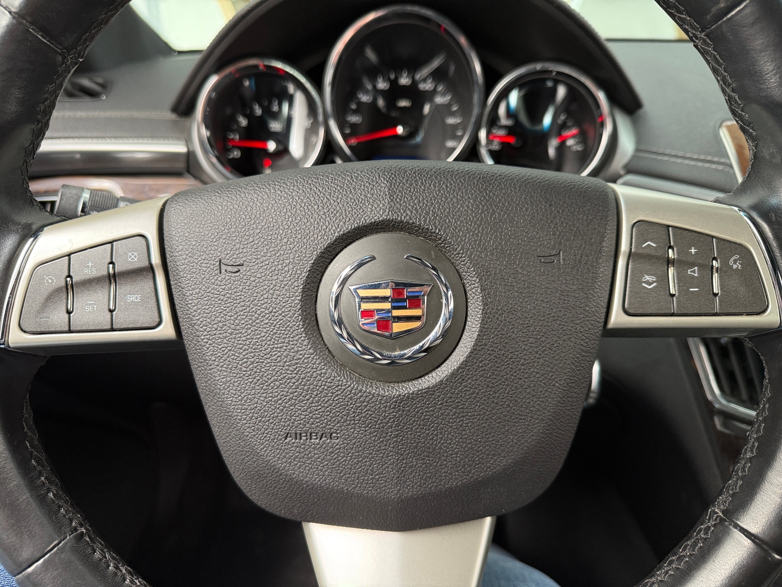 Thumbnail: 2014 Cadillac CTS - 3