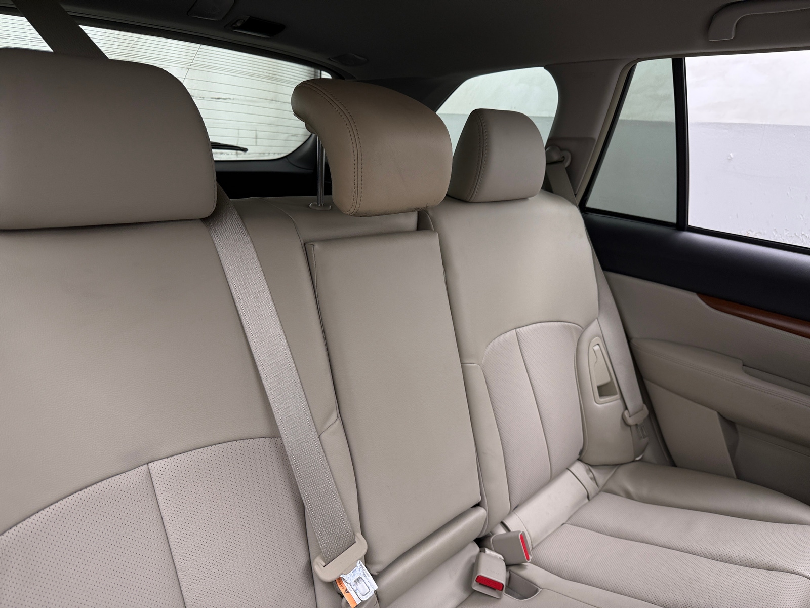 Thumbnail: 2014 Subaru Outback - 6