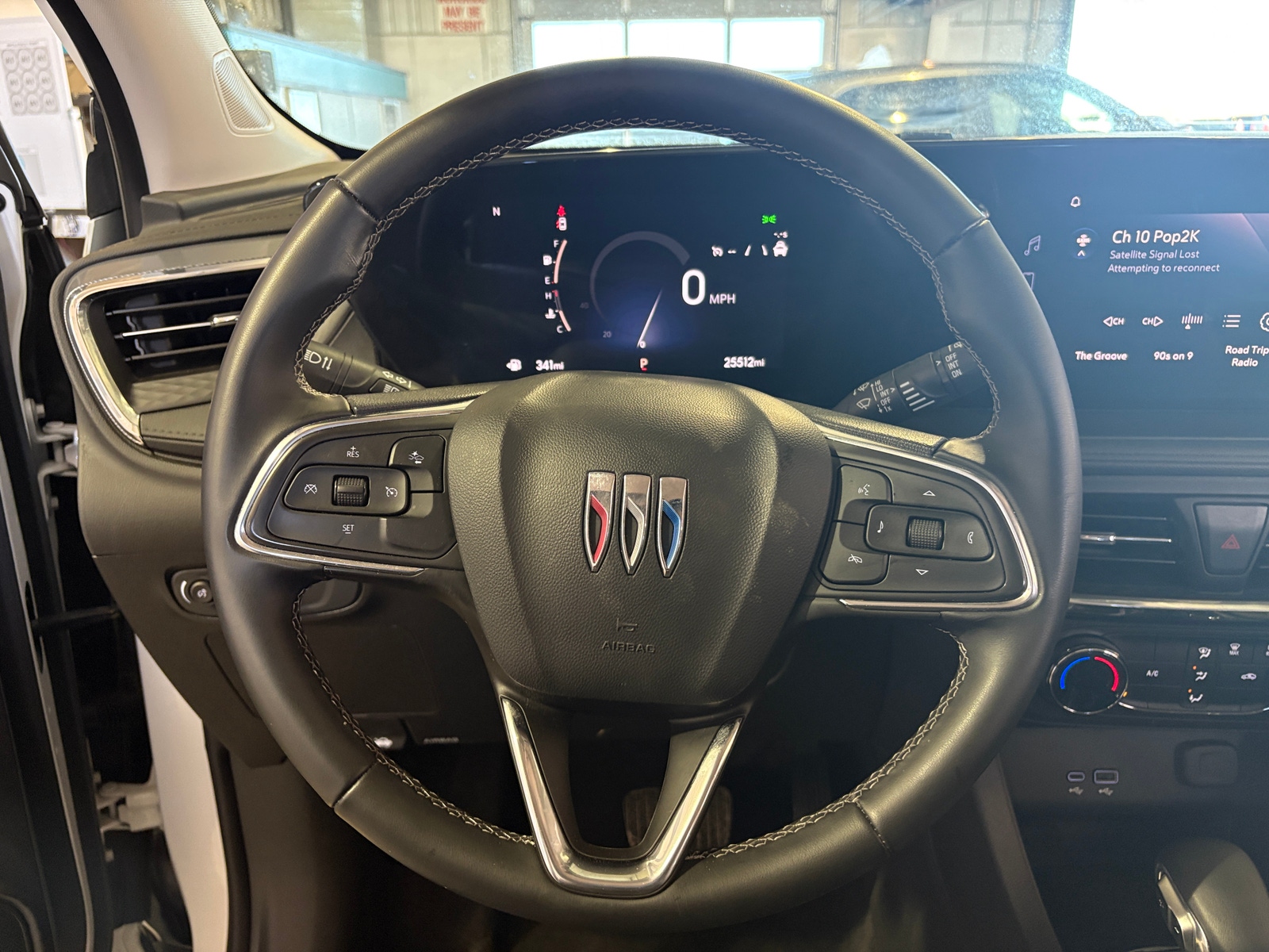 Thumbnail: 2025 Buick Encore GX - 4