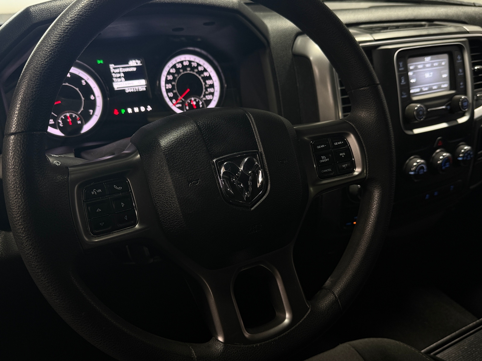 Thumbnail: 2024 RAM 1500 Classic - 5