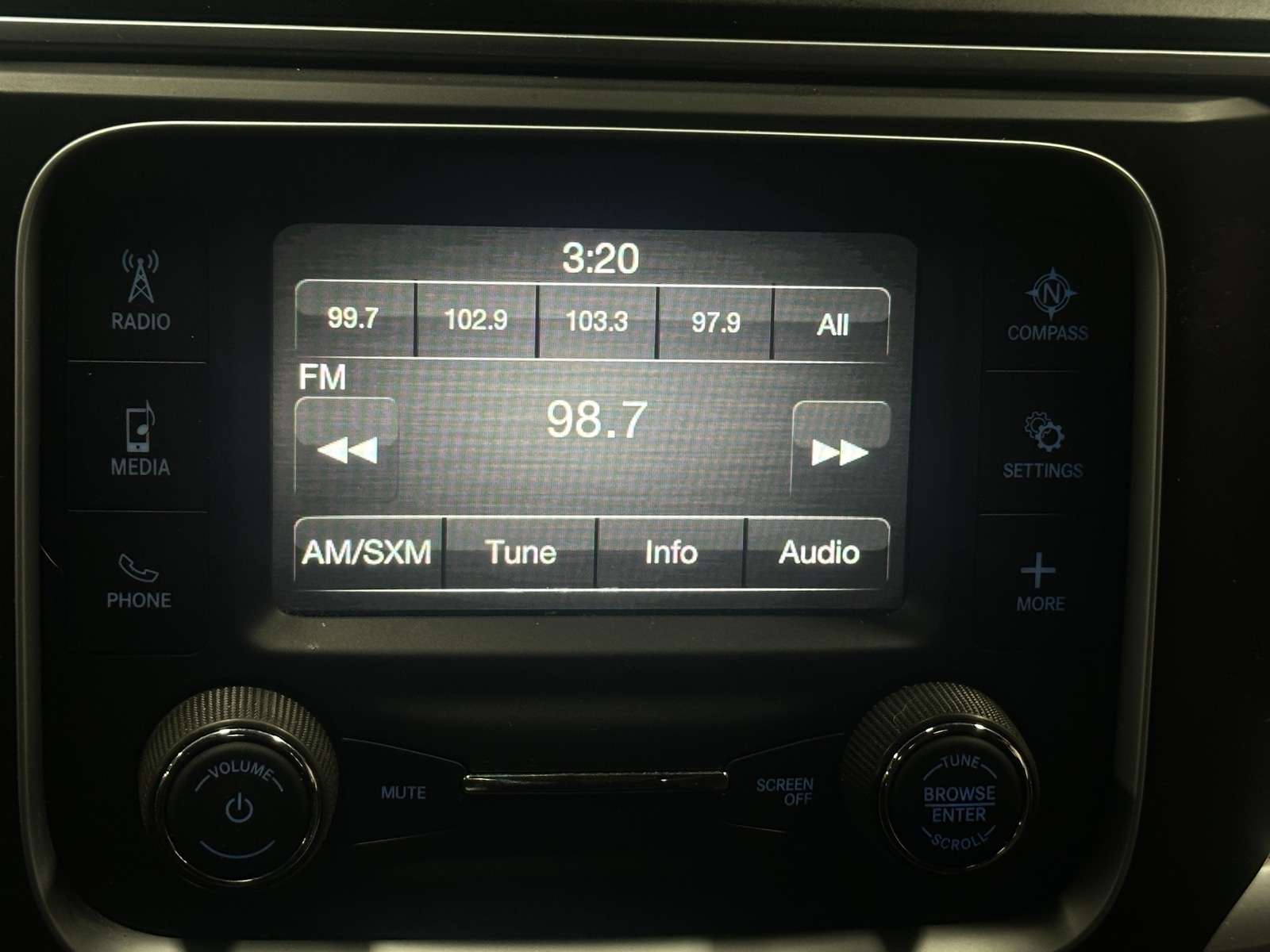 Thumbnail: 2024 RAM 1500 Classic - 4