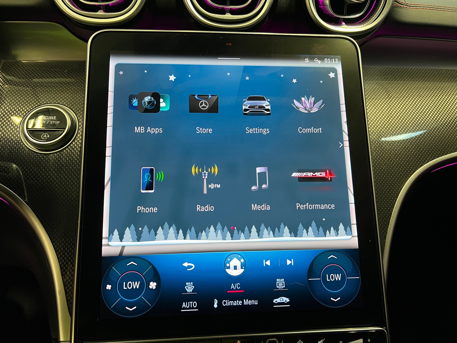 Thumbnail: 2024 Mercedes-Benz C-Class - 3