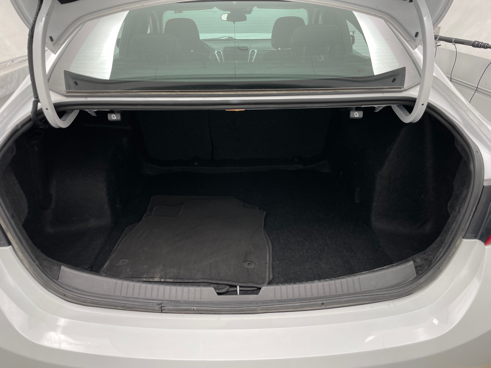 Thumbnail: 2024 Chevrolet Malibu - 7