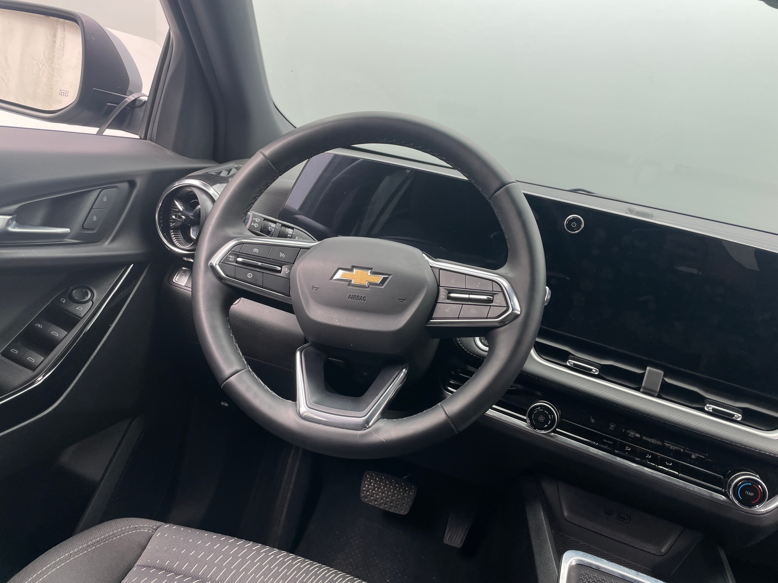 Thumbnail: 2025 Chevrolet Equinox - 5