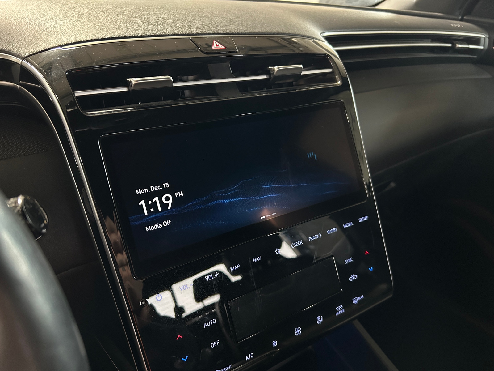 Thumbnail: 2022 Hyundai Santa Cruz - 3