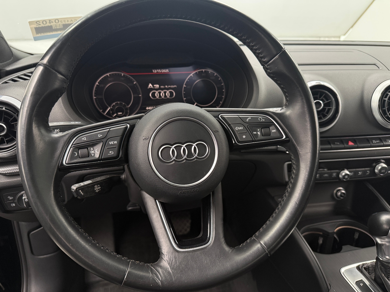 Thumbnail: 2017 Audi A3 e-tron - 4