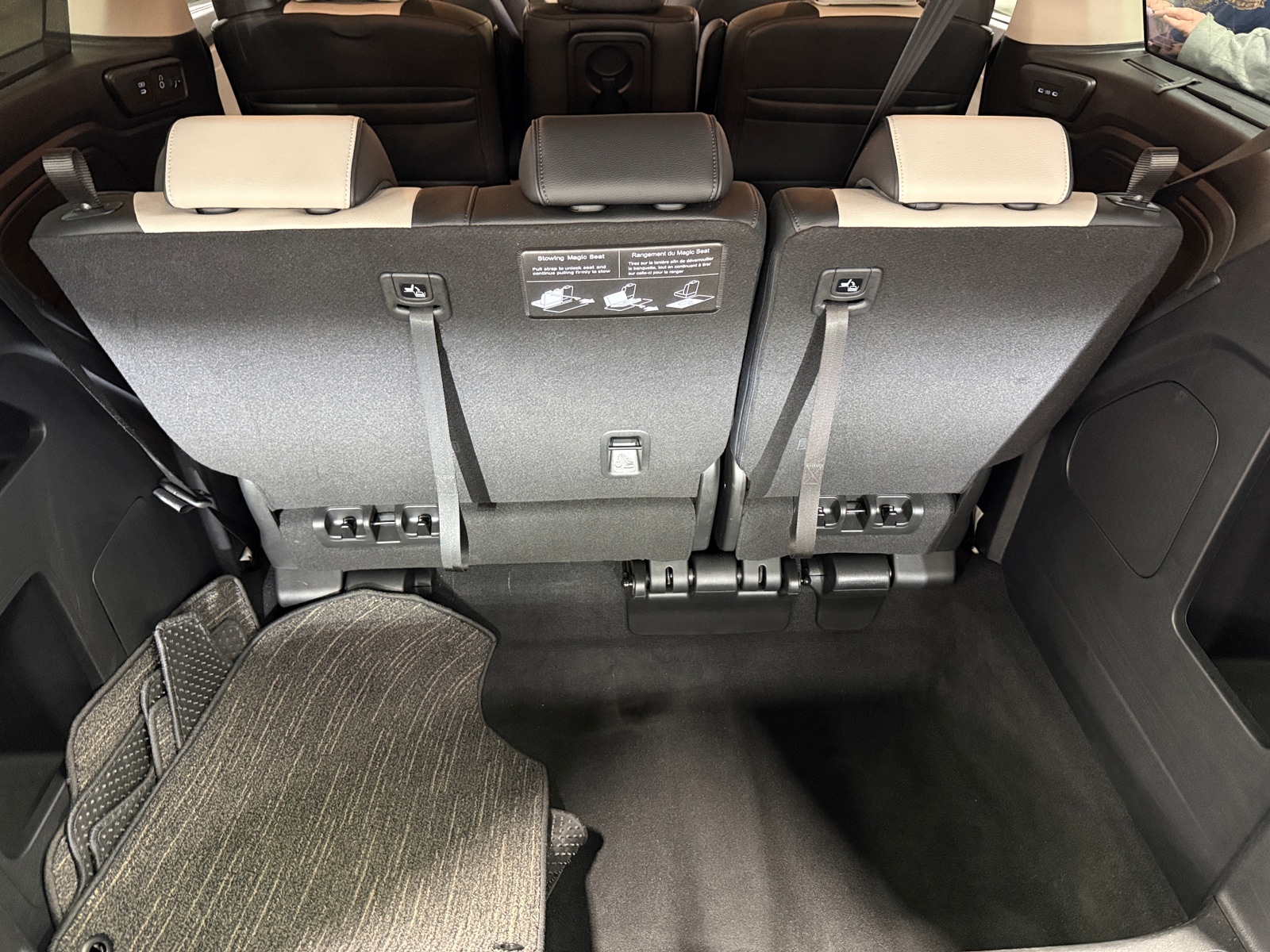 Thumbnail: 2025 Honda Odyssey - 6