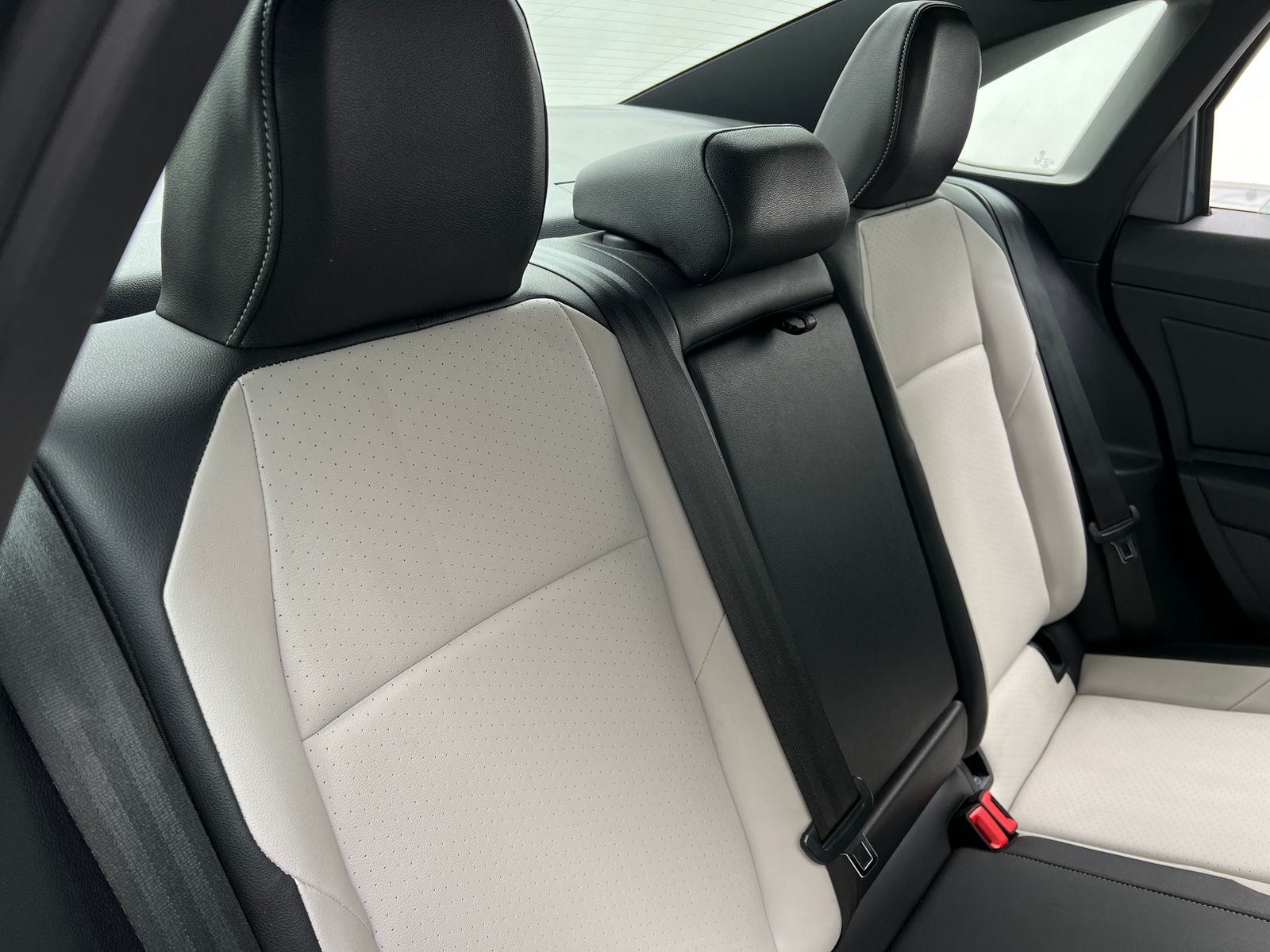 Thumbnail: 2019 Volkswagen Jetta - 6