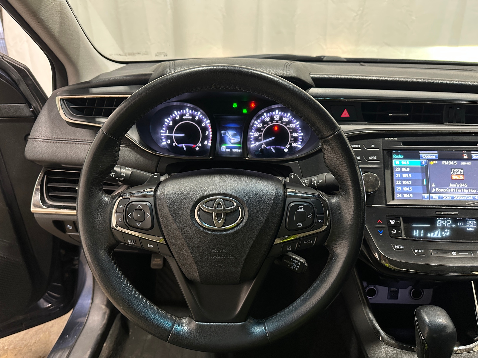 Thumbnail: 2018 Toyota Avalon - 4