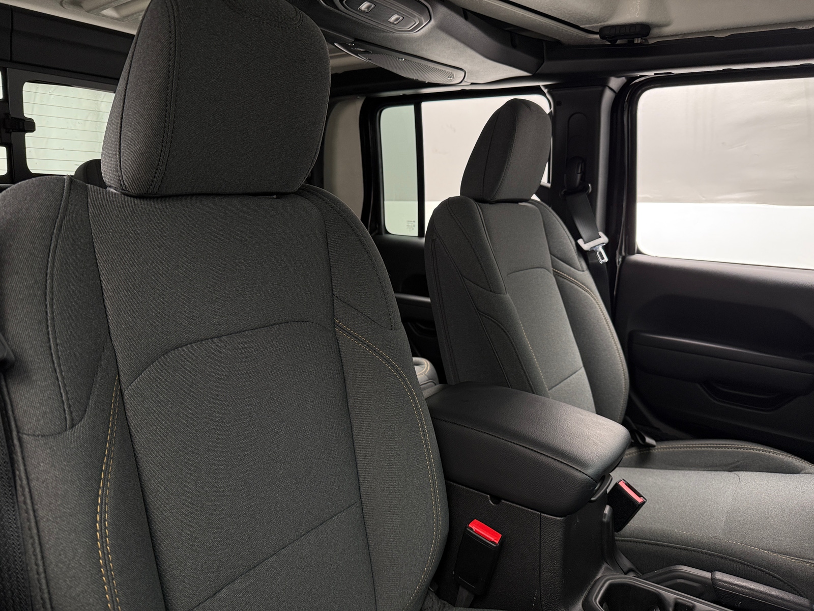 Thumbnail: 2025 Jeep Gladiator - 2