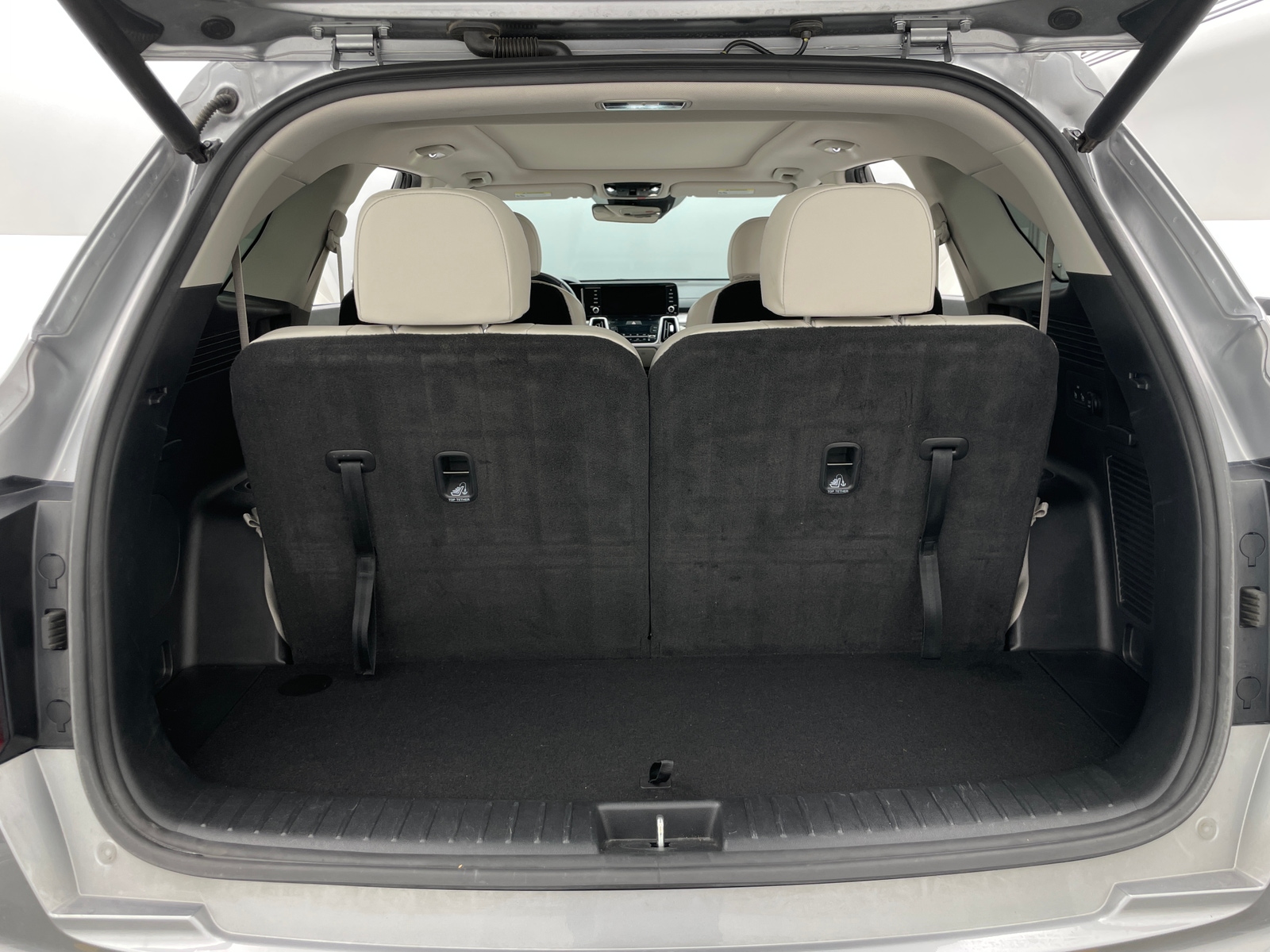 Thumbnail: 2022 Kia Sorento - 6