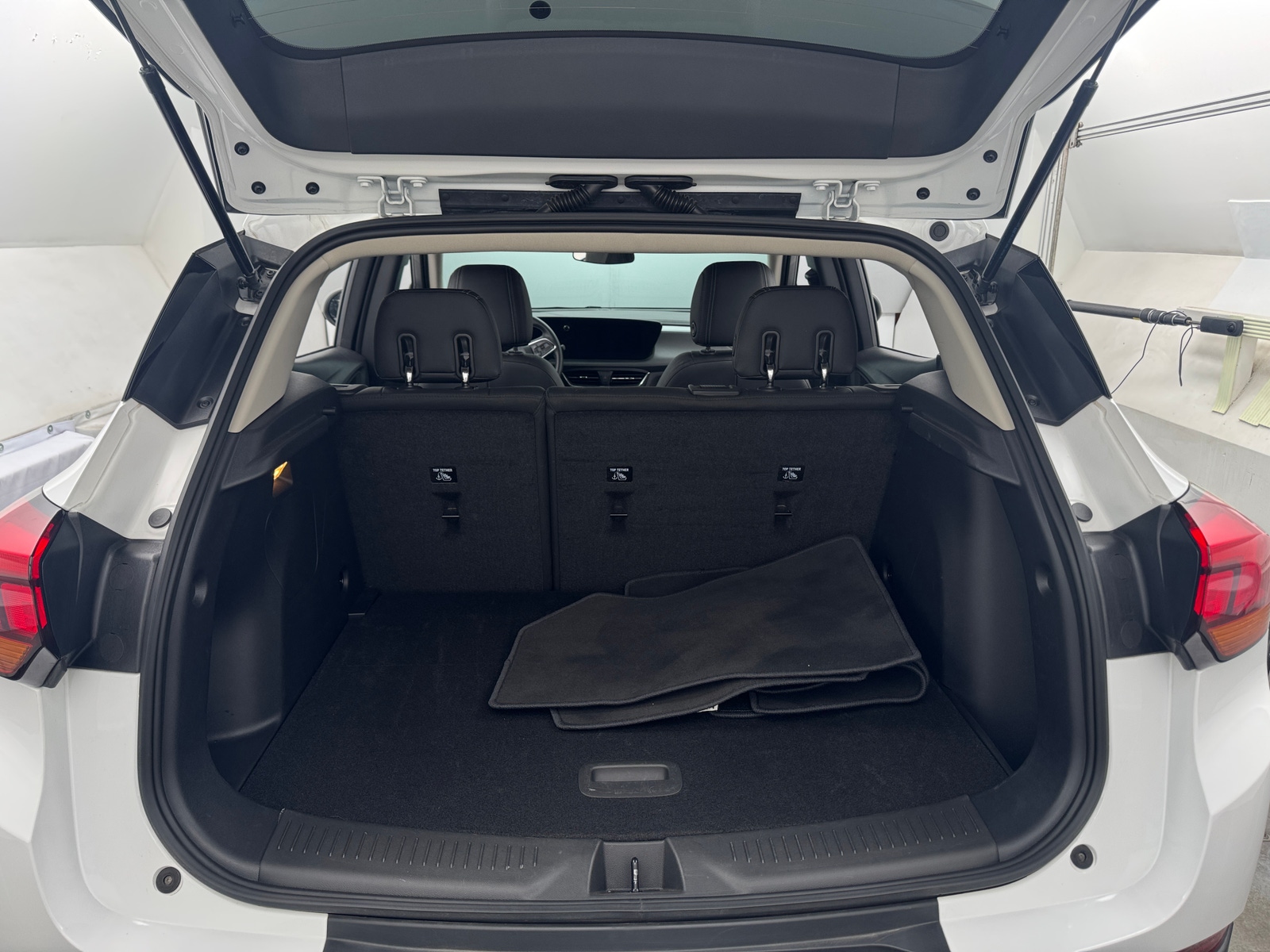 Thumbnail: 2025 Buick Encore GX - 7