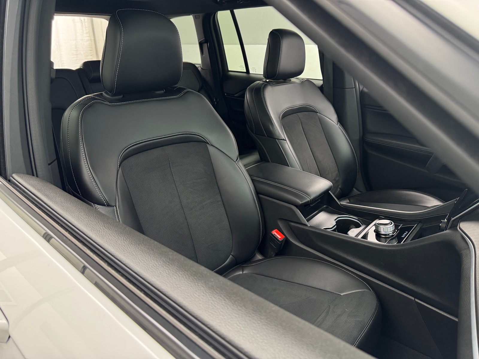 Thumbnail: 2024 Jeep Grand Cherokee - 2