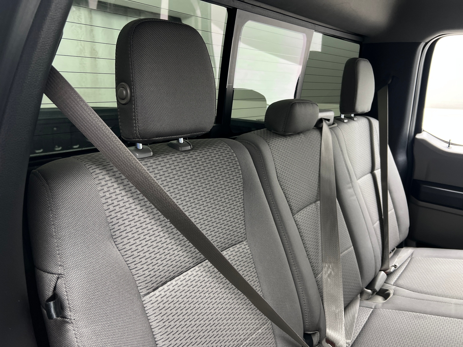 Thumbnail: 2015 Ford Econoline - 6