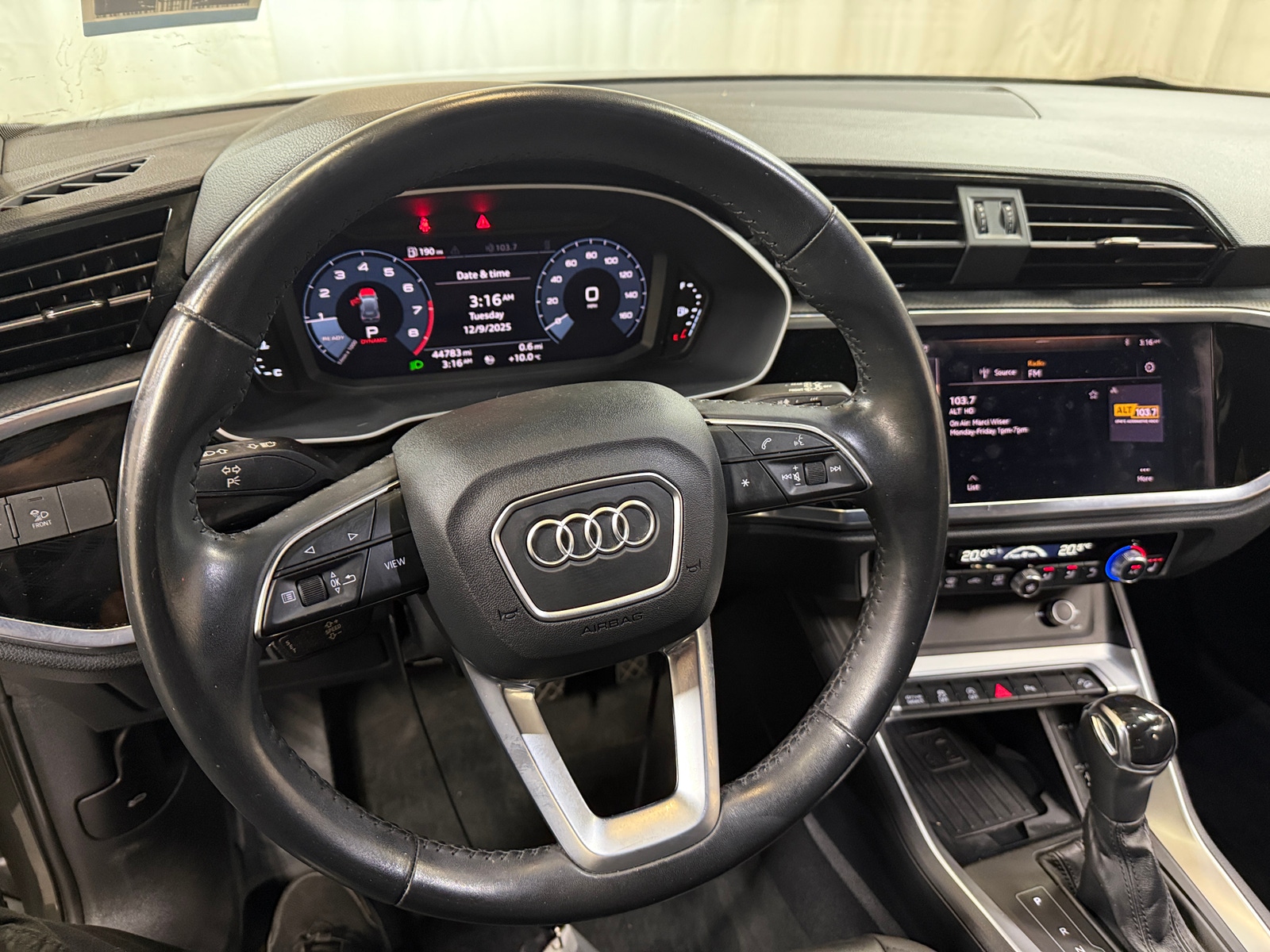 Thumbnail: 2020 Audi Q3 - 4