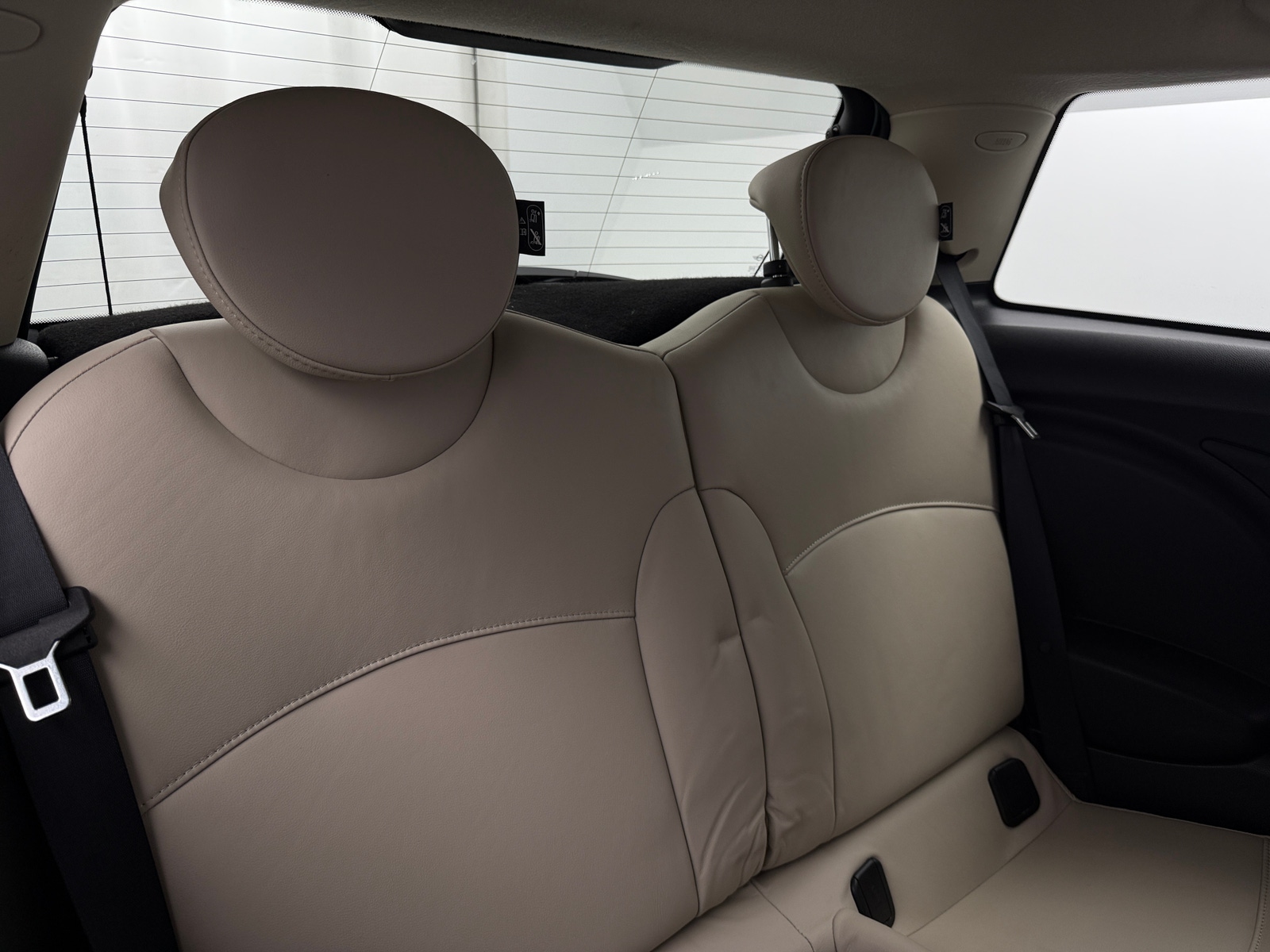 Thumbnail: 2012 MINI Cooper Hardtop - 5