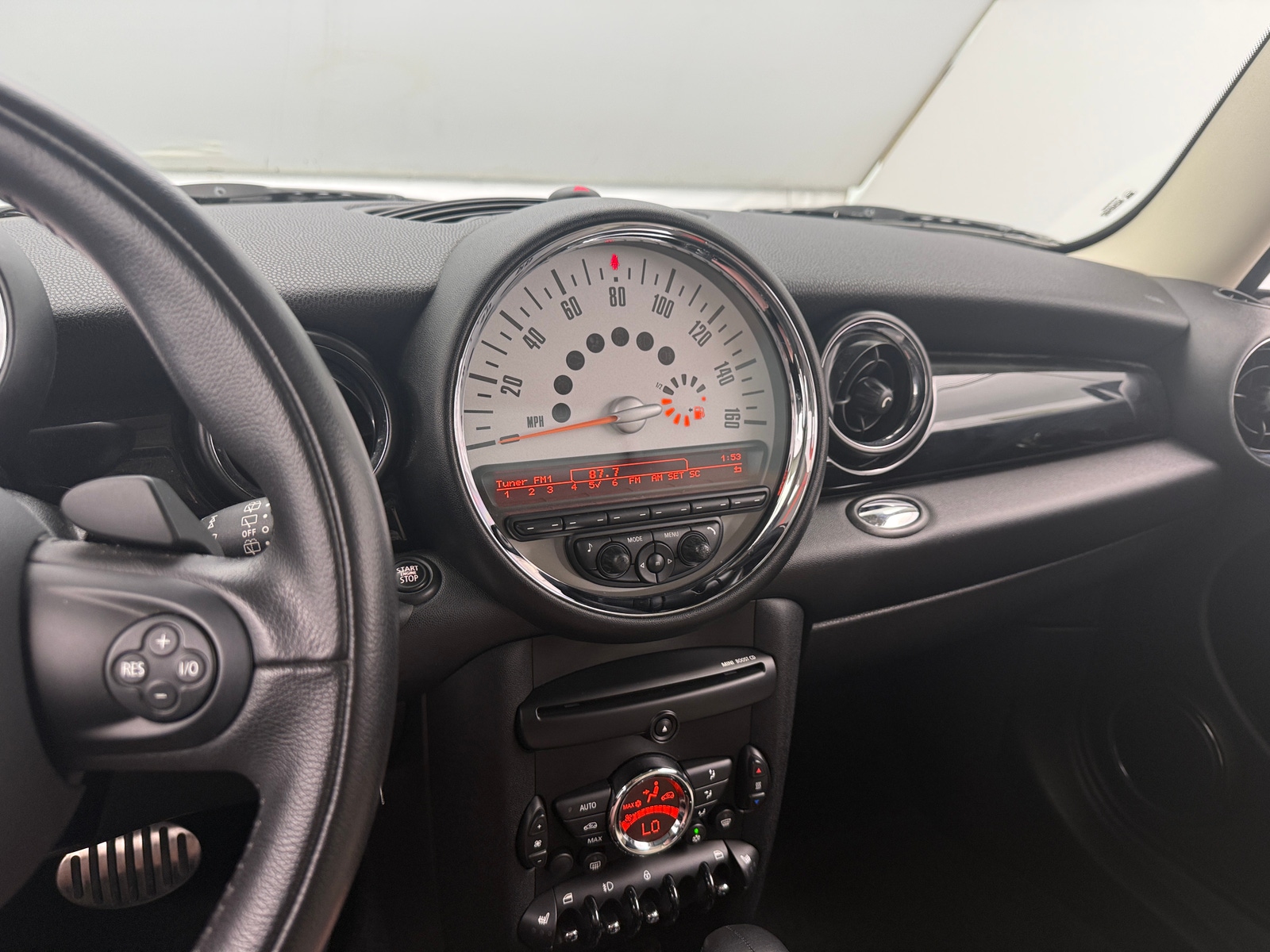 Thumbnail: 2012 MINI Cooper Hardtop - 3