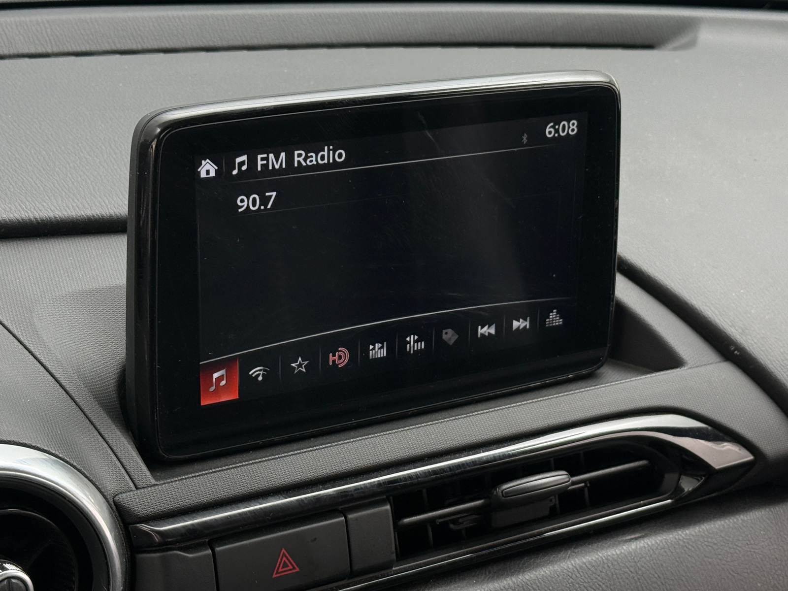 Thumbnail: 2020 Mazda MX-5 Miata - 3