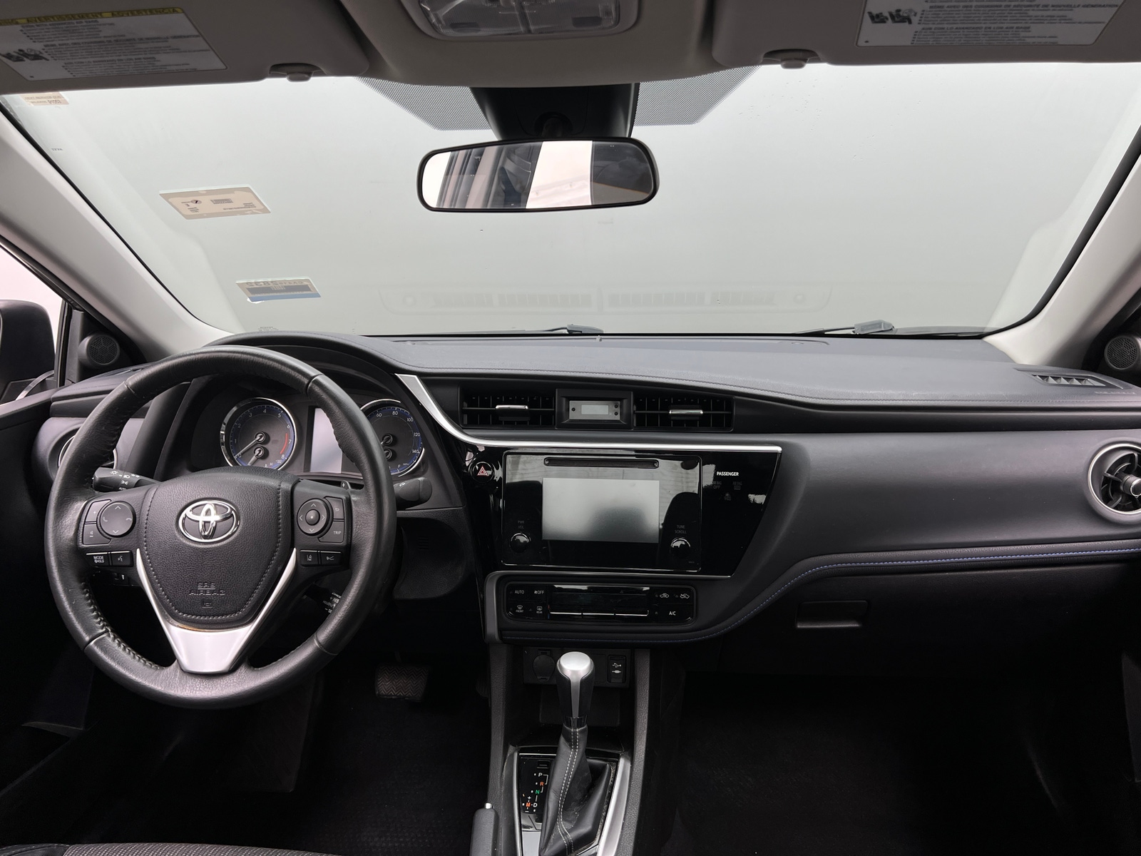 Thumbnail: 2017 Toyota Corolla - 3