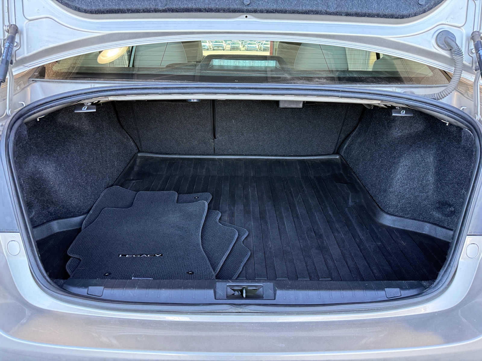 Thumbnail: 2017 Subaru Legacy - 6