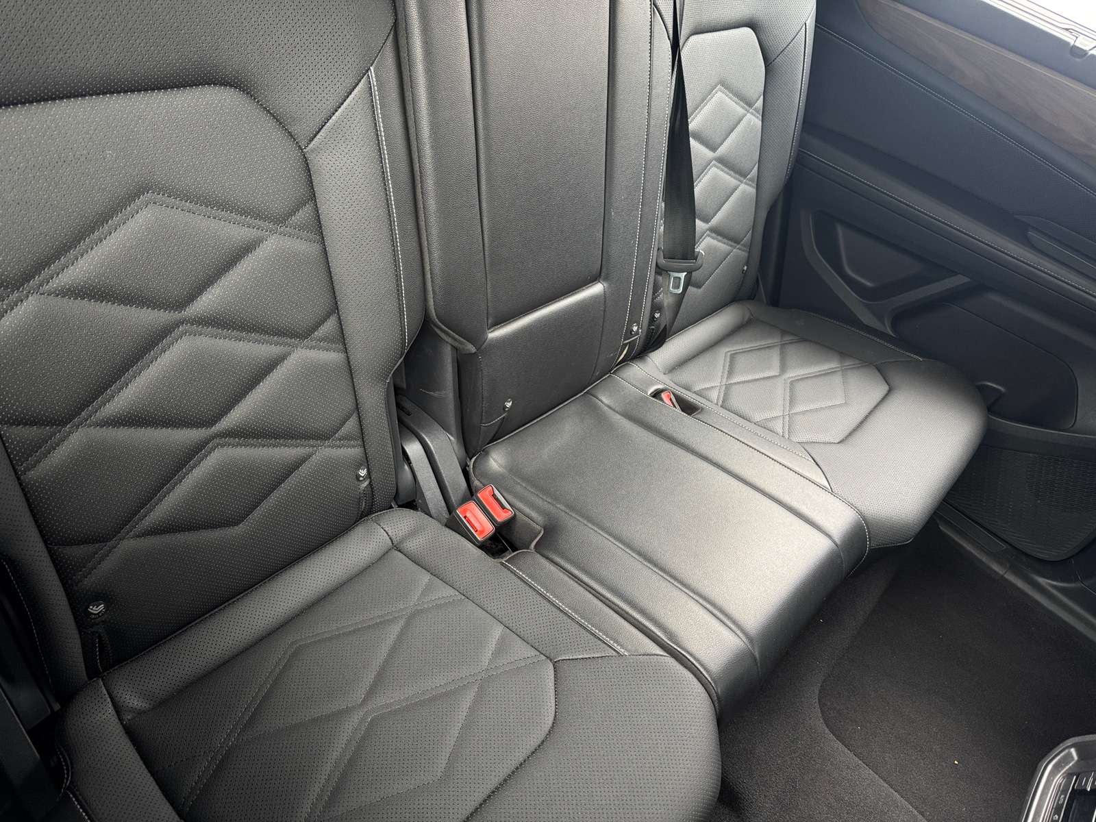 Thumbnail: 2025 Volkswagen Atlas - 6