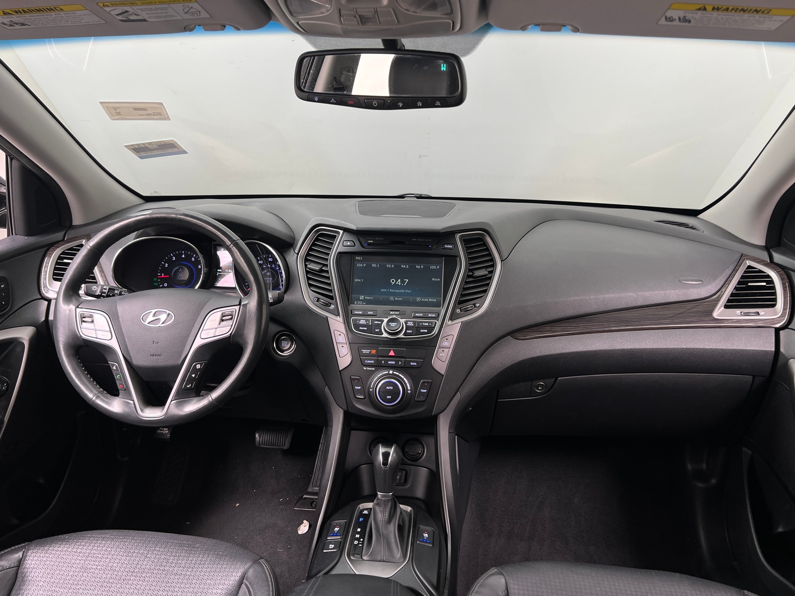 Thumbnail: 2016 Hyundai Santa Fe - 2