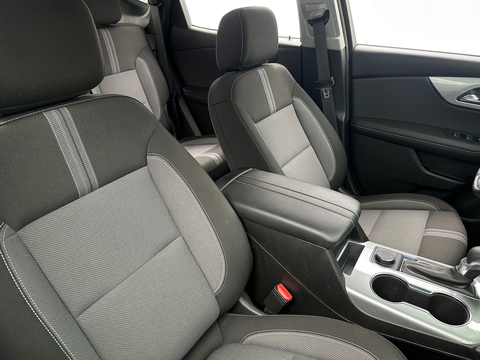 Thumbnail: 2025 Chevrolet Blazer - 2