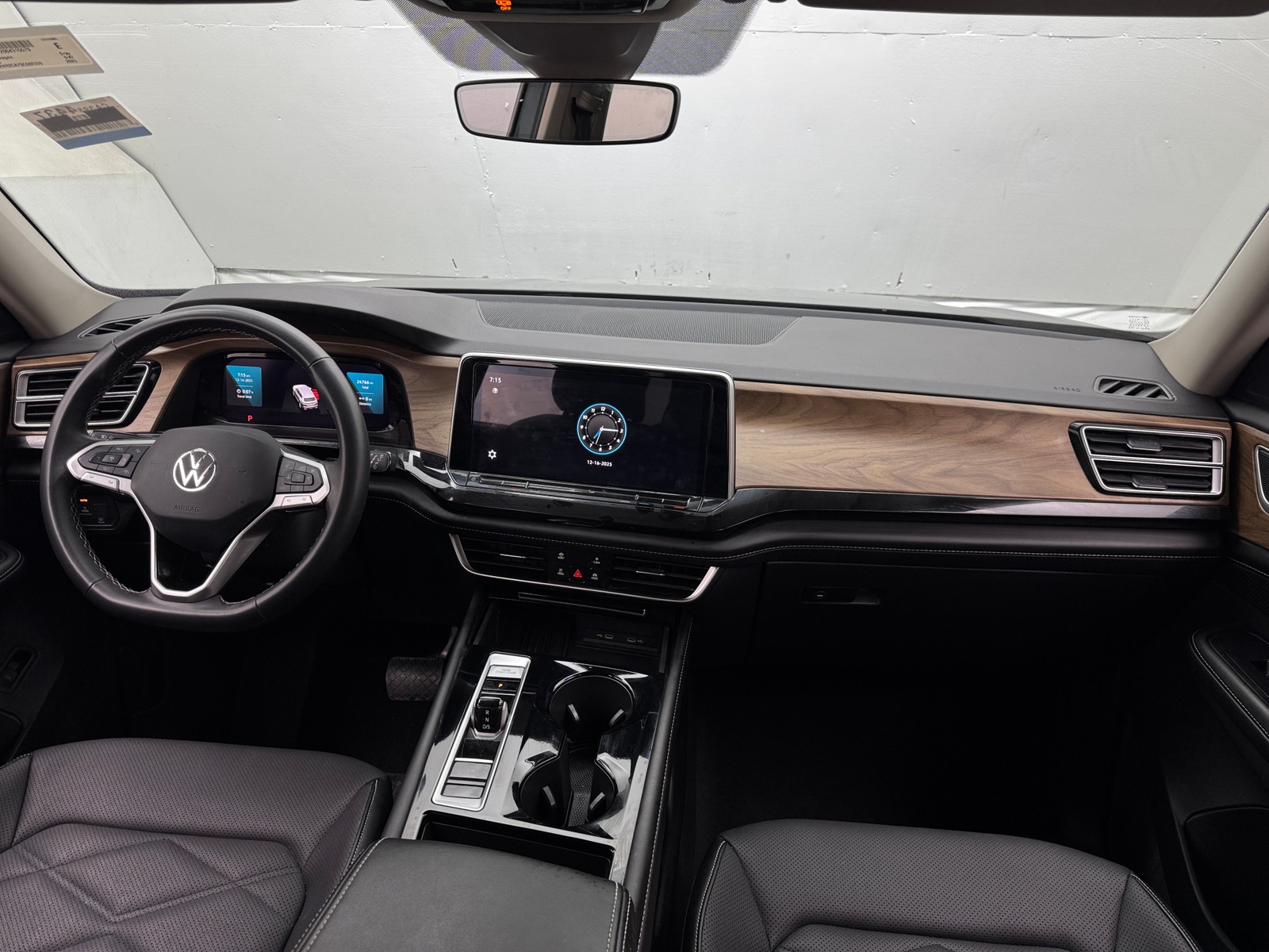 Thumbnail: 2025 Volkswagen Atlas - 2