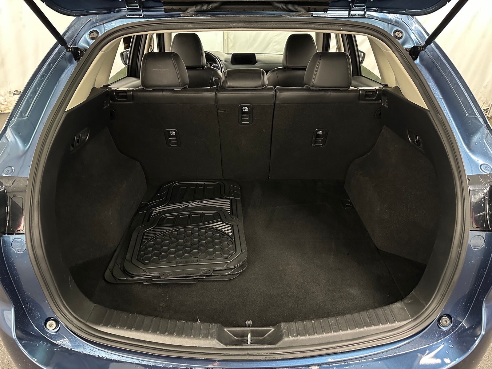 Thumbnail: 2020 Mazda CX-5 - 6