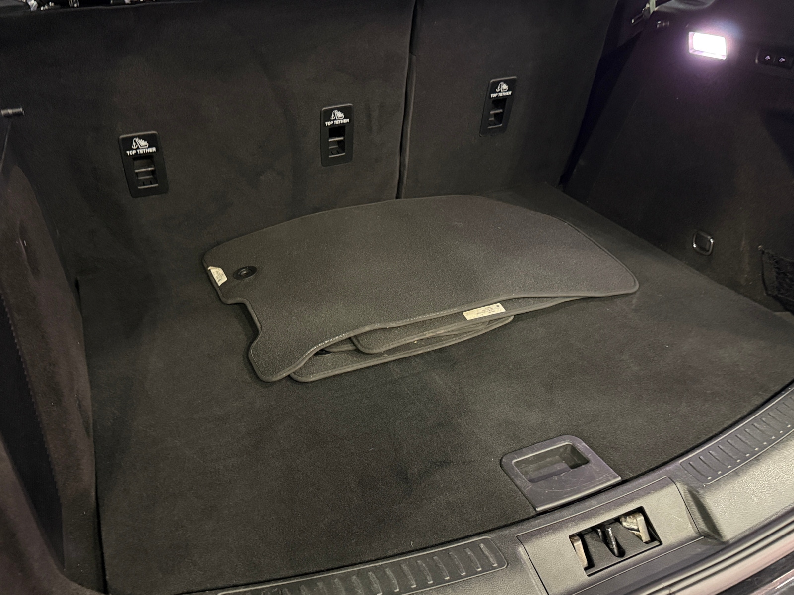 Thumbnail: 2020 Lincoln Corsair - 6