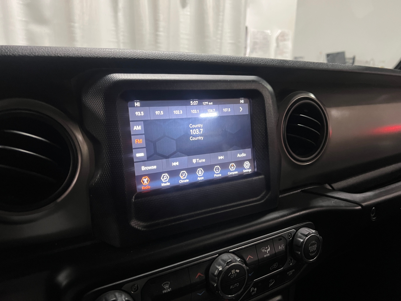 Thumbnail: 2020 Jeep Wrangler - 4