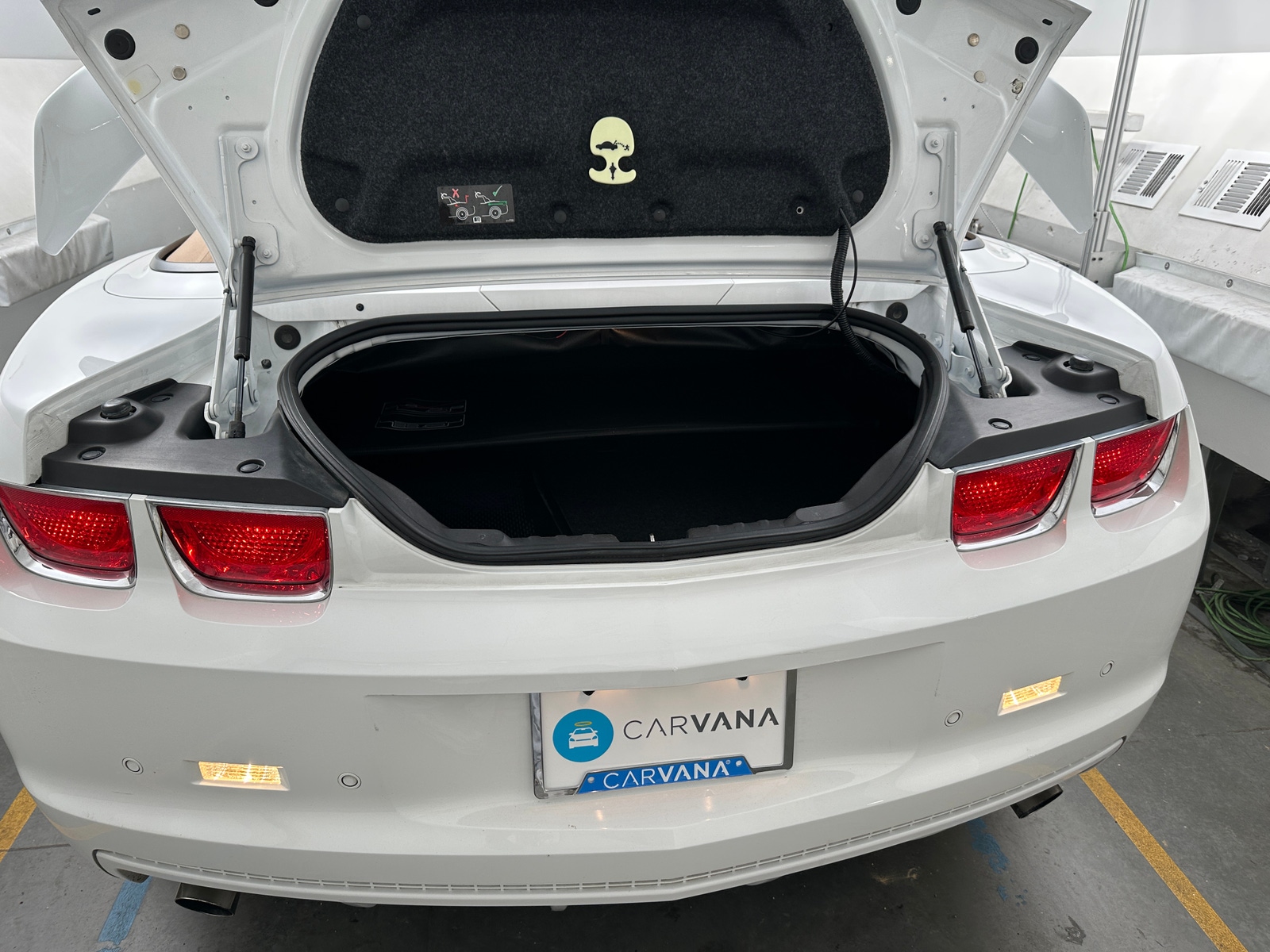 Thumbnail: 2011 Chevrolet Camaro - 6