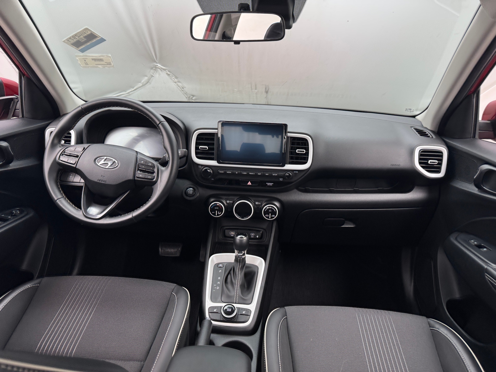 Thumbnail: 2024 Hyundai Venue - 2