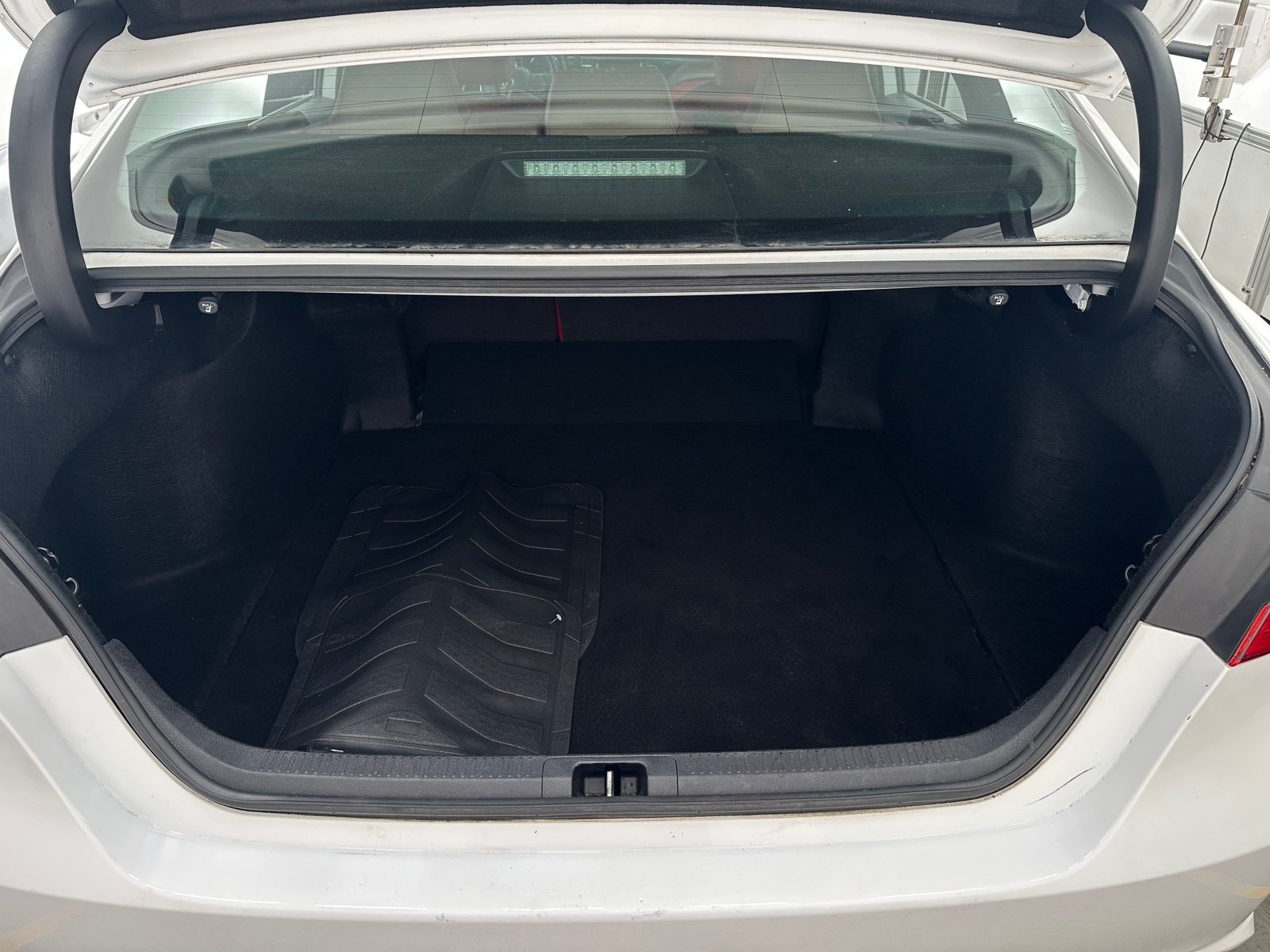 Thumbnail: 2019 Toyota Camry - 6