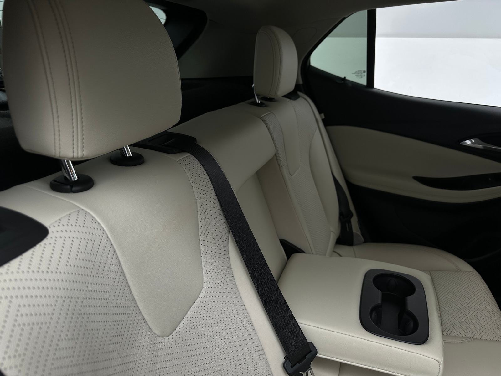 Thumbnail: 2022 Buick Encore GX - 5