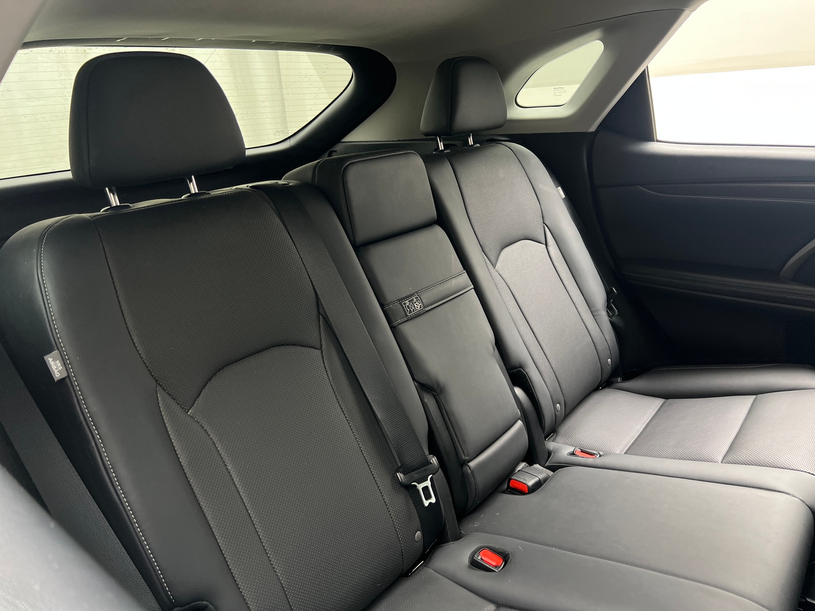 Thumbnail: 2022 Lexus RX - 5