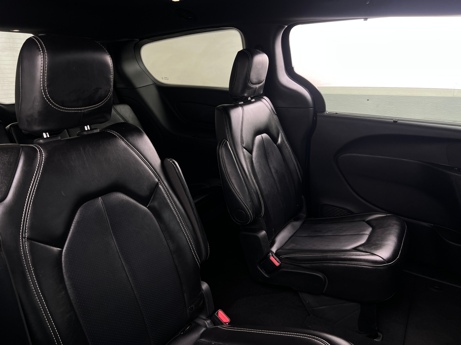 Thumbnail: 2025 Chrysler Pacifica - 5