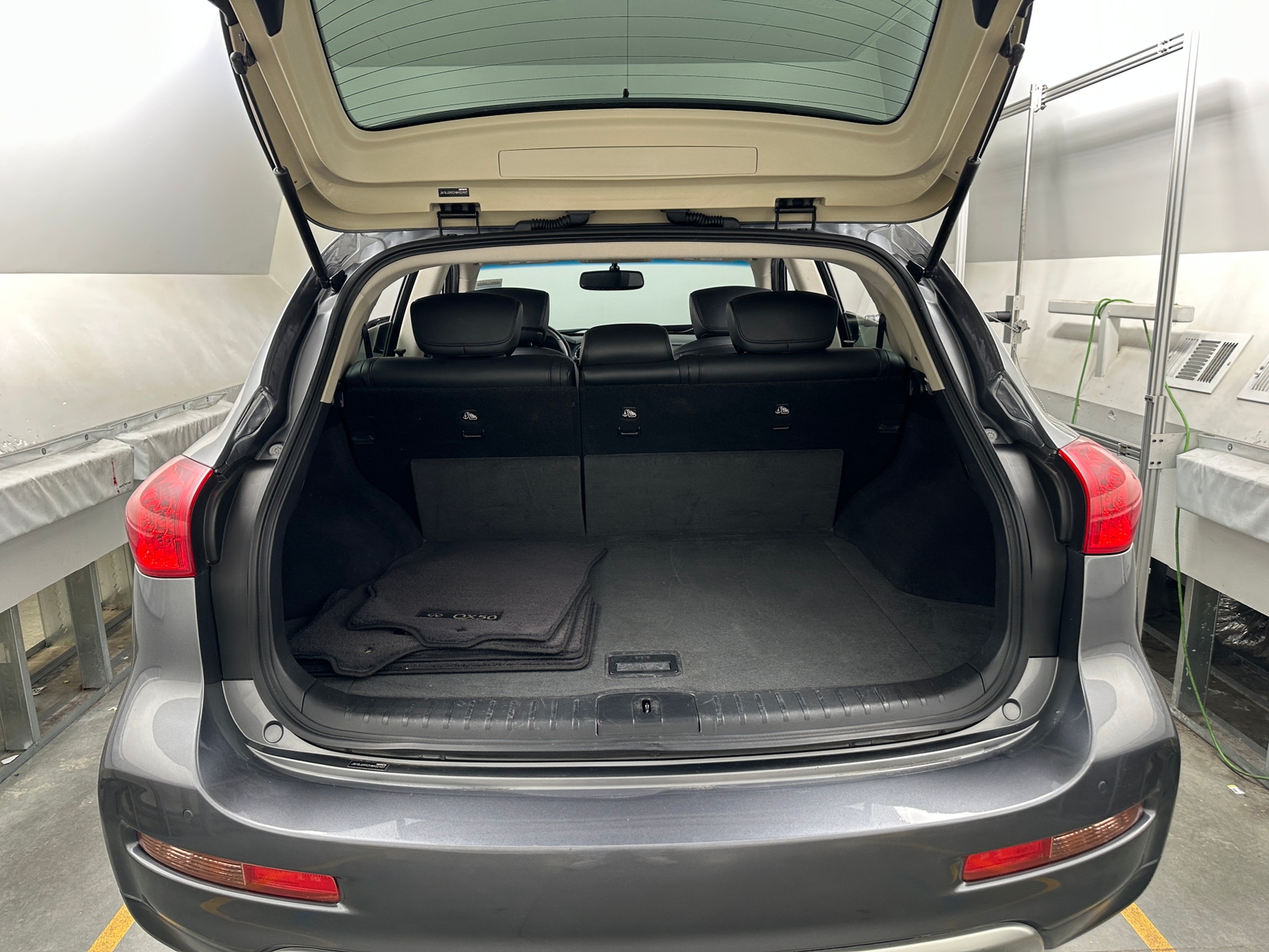 Thumbnail: 2017 INFINITI QX50 - 6