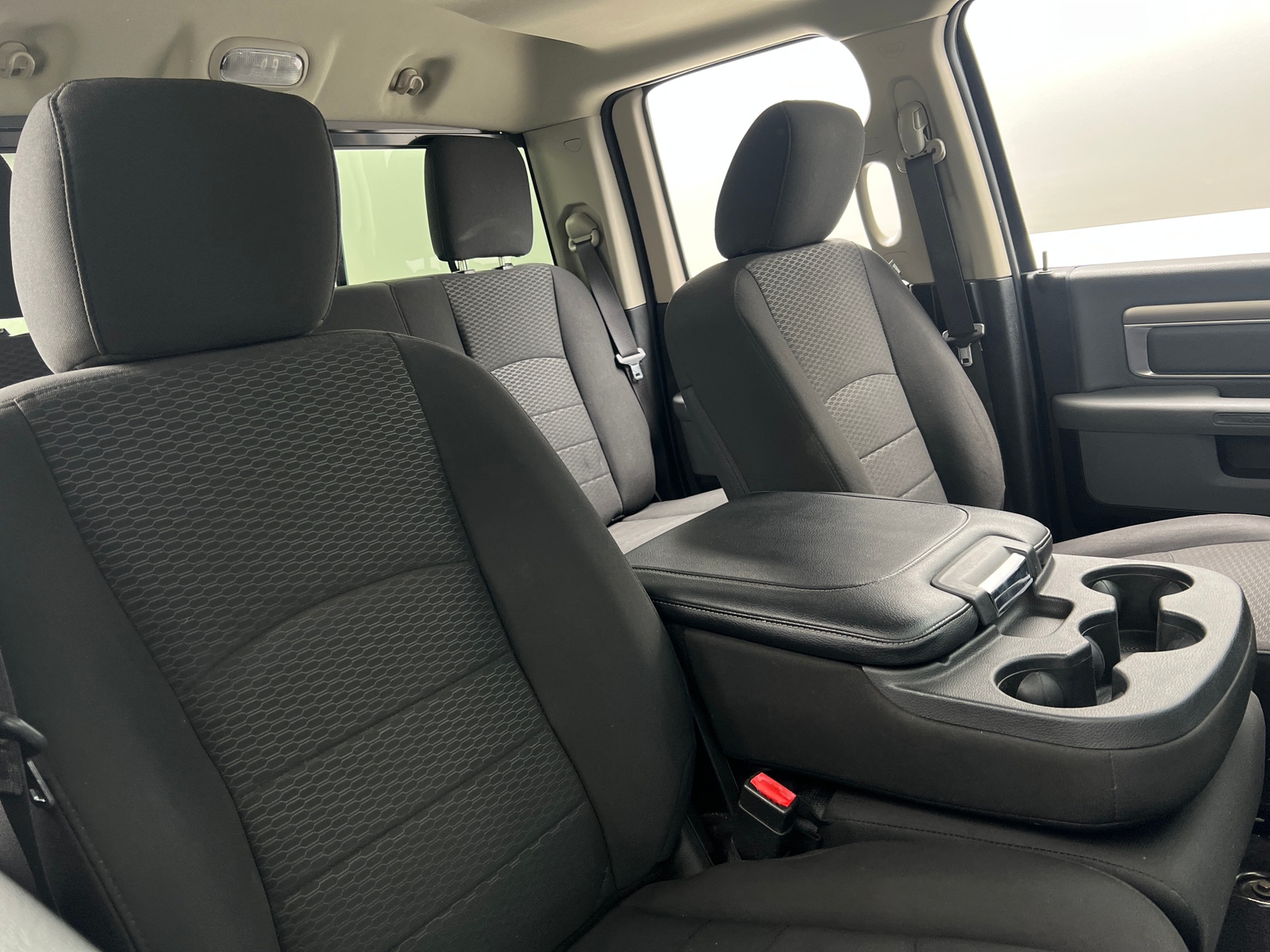 Thumbnail: 2019 RAM 1500 Classic - 2